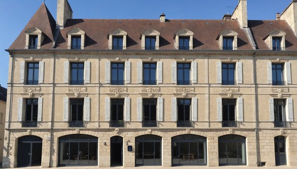 Ravalement de façade en indre-et-loire : transformation réussie !